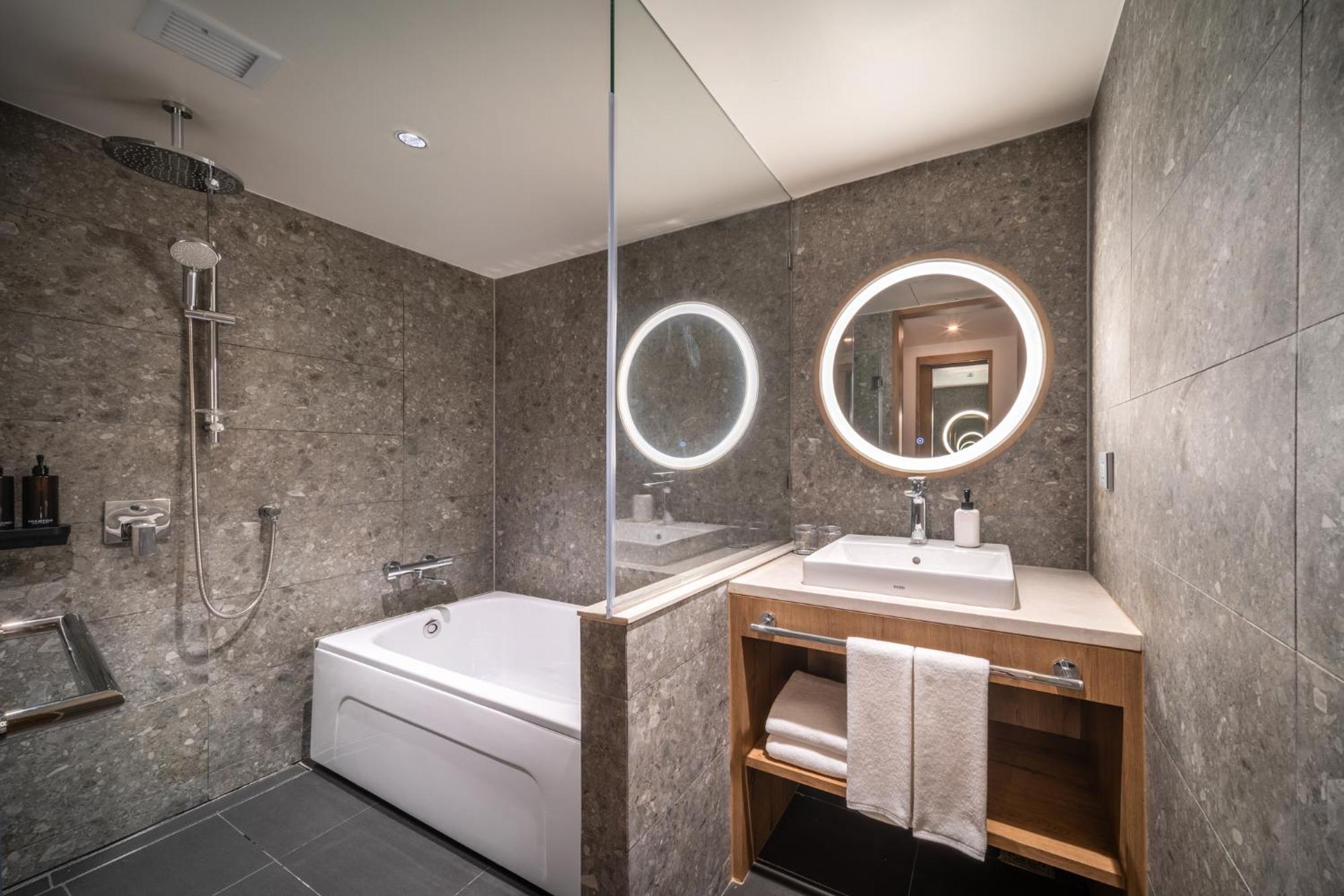 Sotetsu Grand Fresa Bangkok Hotel Ngoại thất bức ảnh